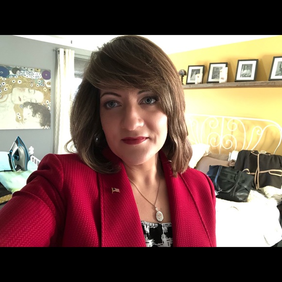 Meet your Posher, Michelle - Picture 3 of 7